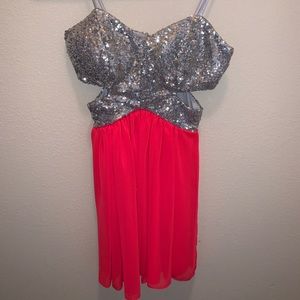 A dress perfect for formals or homecoming!